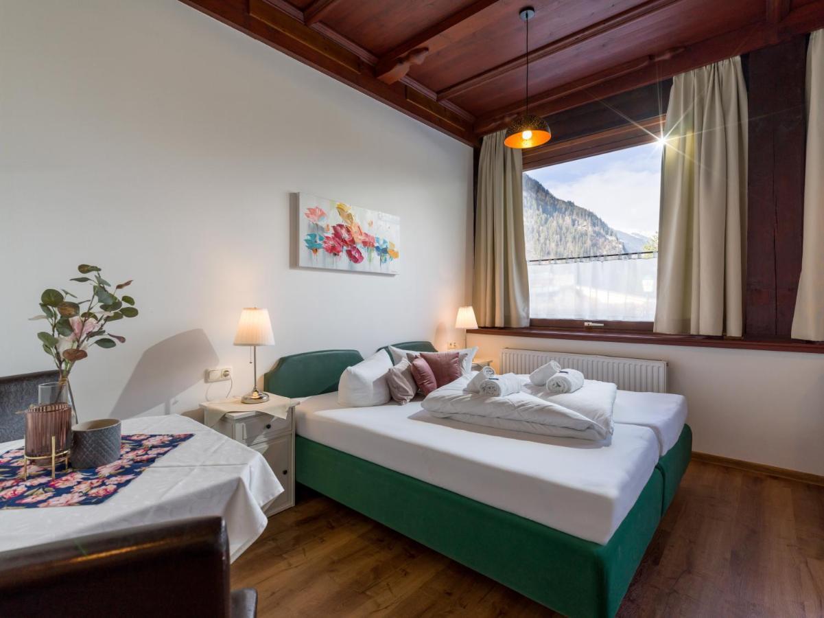 Gasthof Restaurant Waldcafe Mayrhofen Zewnętrze zdjęcie