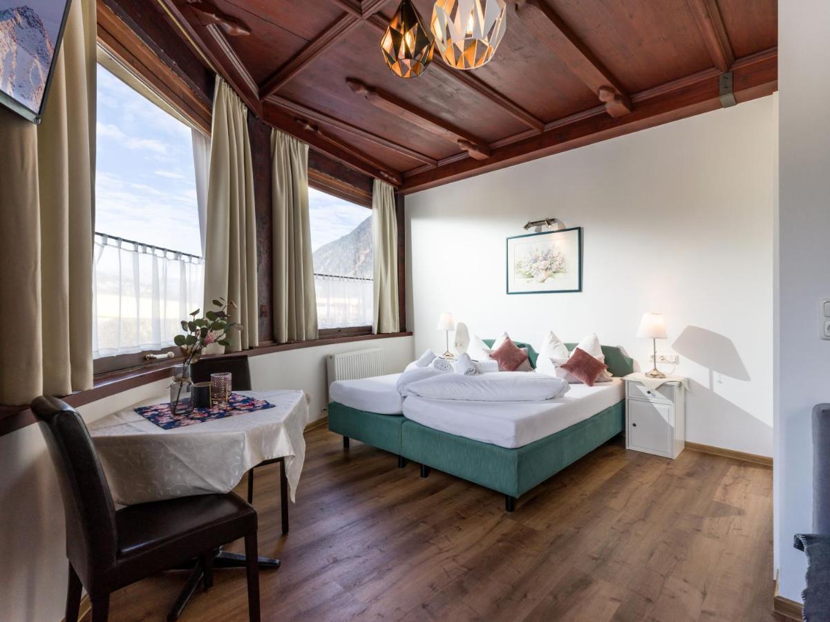 Gasthof Restaurant Waldcafe Mayrhofen Zewnętrze zdjęcie