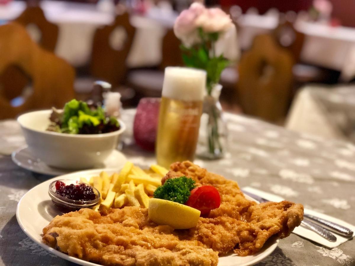 Gasthof Restaurant Waldcafe Mayrhofen Zewnętrze zdjęcie