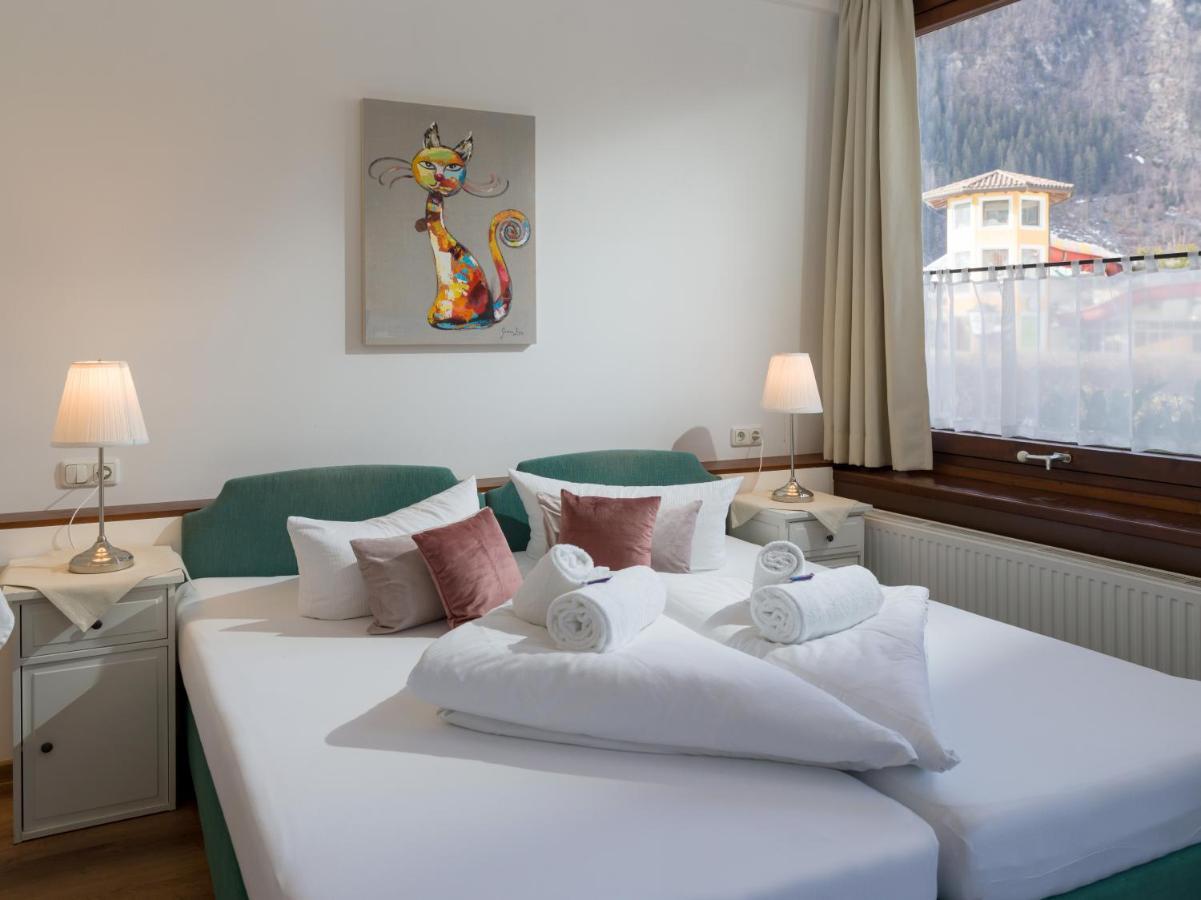 Gasthof Restaurant Waldcafe Mayrhofen Zewnętrze zdjęcie